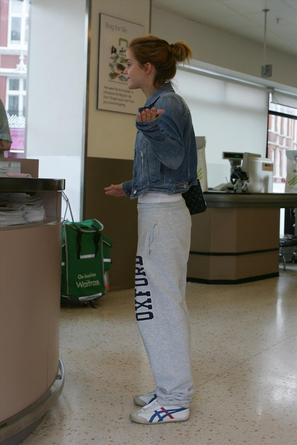 sAJ9I7VK Emma Watson 2 58.jpg